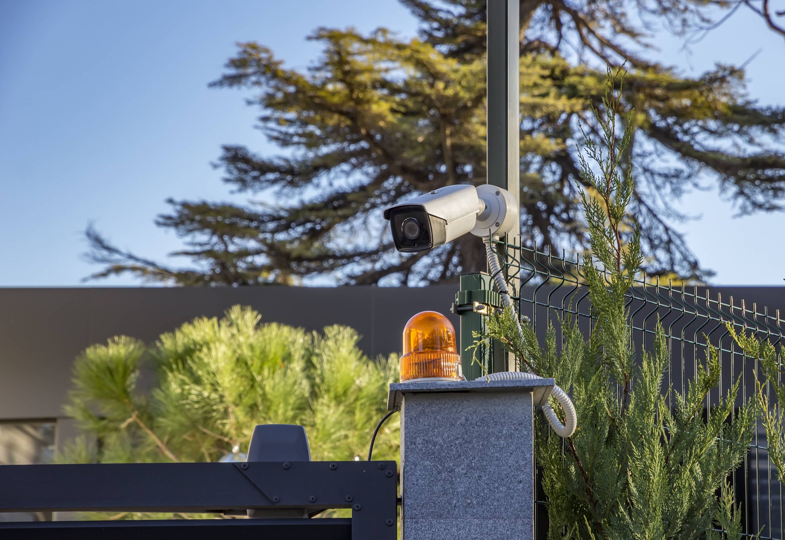 The Most Advanced Smart Security Systems Powered by AI: Revolutionizing Home Protection